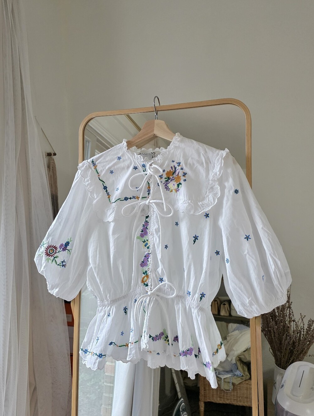 ALEMAIS Top Blouse - Picture 3 of 14